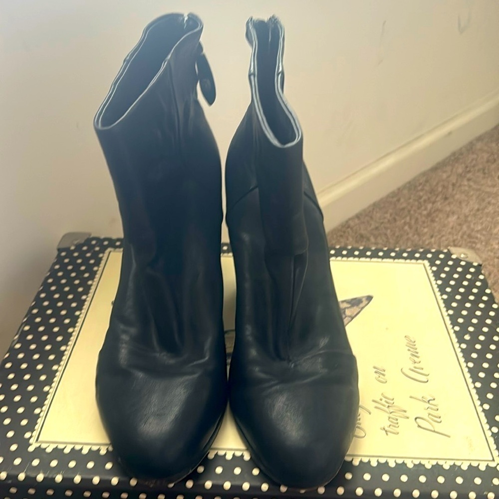 Rag and Bone Newbury Black Ankle Booties Boots Leather Size 41